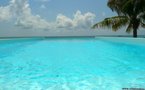 Villa "Paradise", le lagon à perte de vue, les pieds dans l'eau, Guadeloupe accolée au golf international