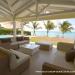 La terrasse avec fauteuils Dedon en Guadeloupe