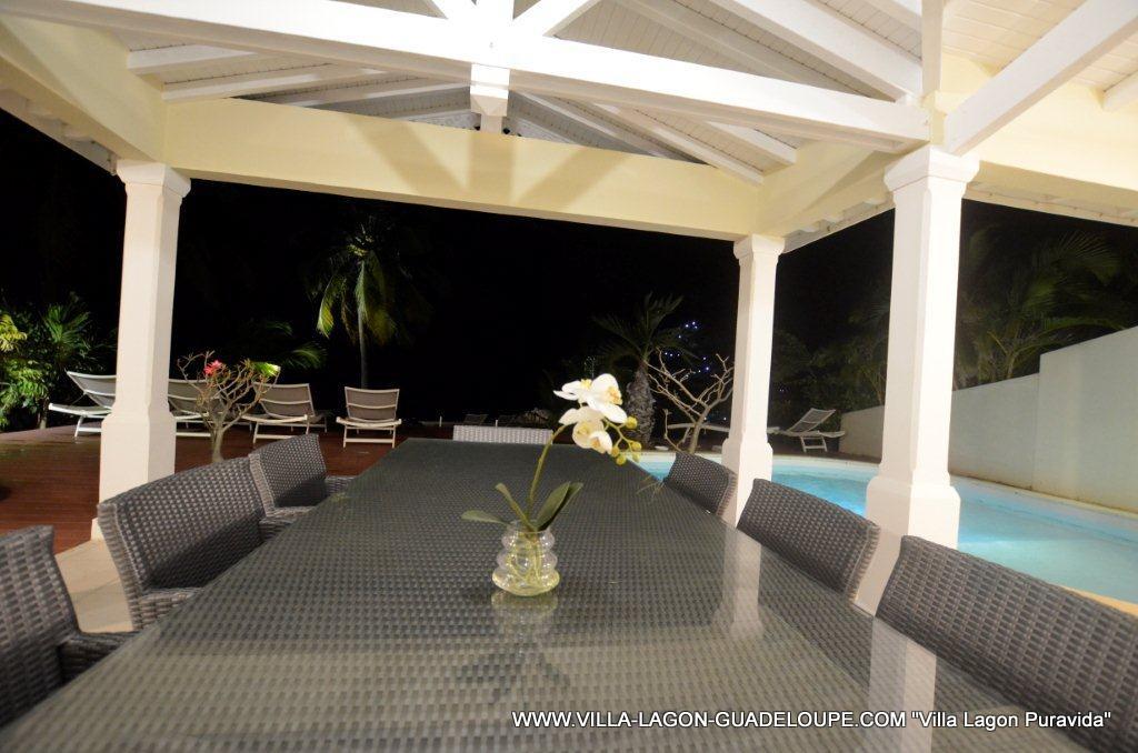 table terrasse de la villa luxe guadeloupe
