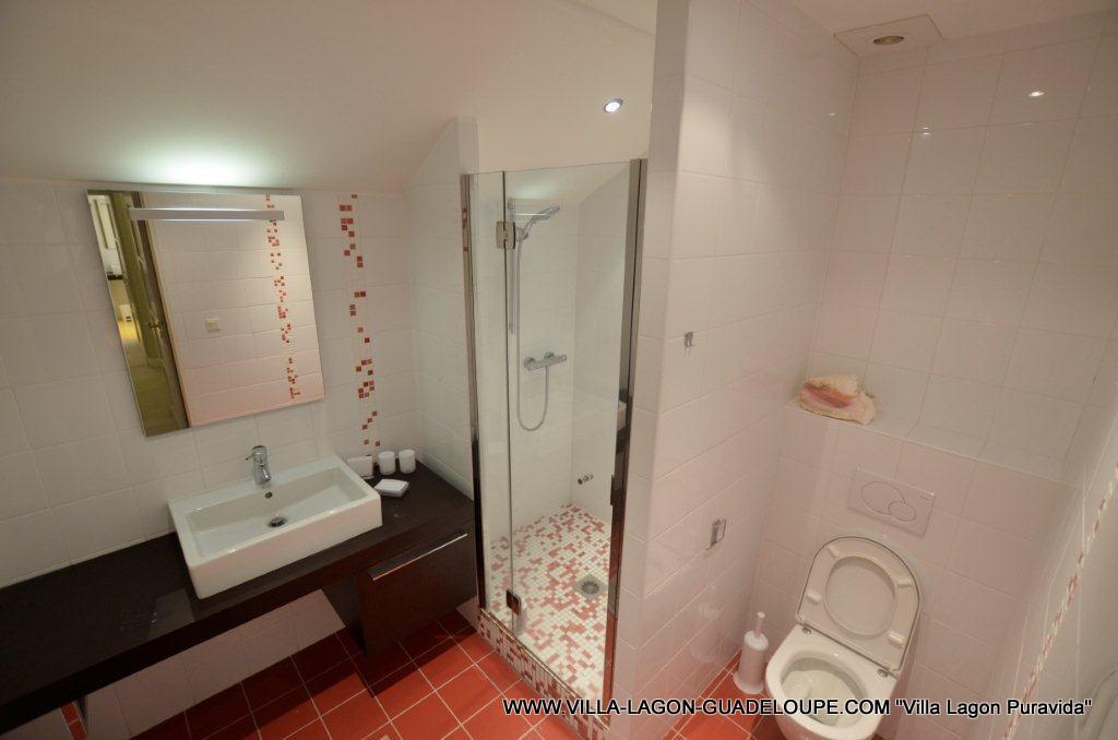 salle de bain villa guadeloupe