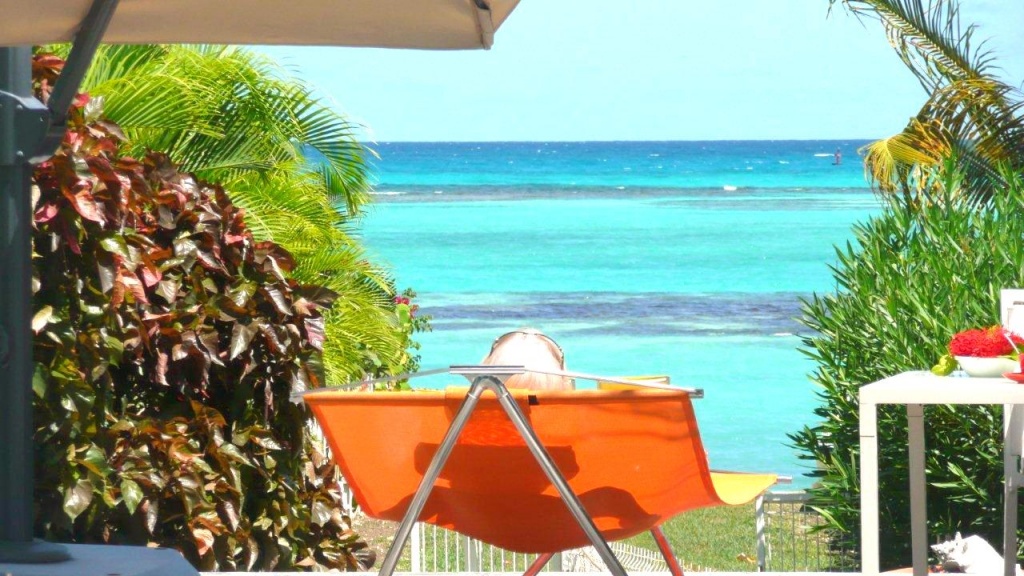 vers le lagon de Guadeloupe Villa Boubou
