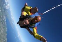 Vol libre en tadem au dessus de la Guadeloupe Vol libre en tadem au dessus de la Guadeloupe