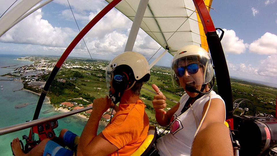 vol pendulaire aérodrome saint François Guadeloupe juste au dessus des villa boubou luxe en Guadeloupe