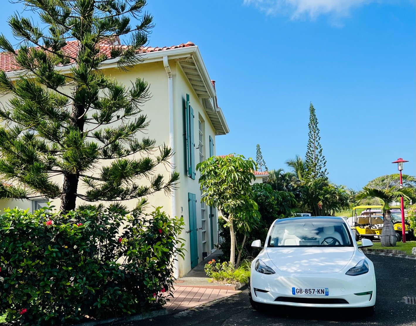 Location de voiture Tesla Guadeloupe