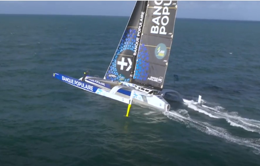 Banque Populaire VII vainqueur de la Route du Rhum 2014