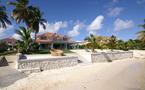 Promotion Guadeloupe "Villa de La Plage" en front de mer devant le lagon de Saint François