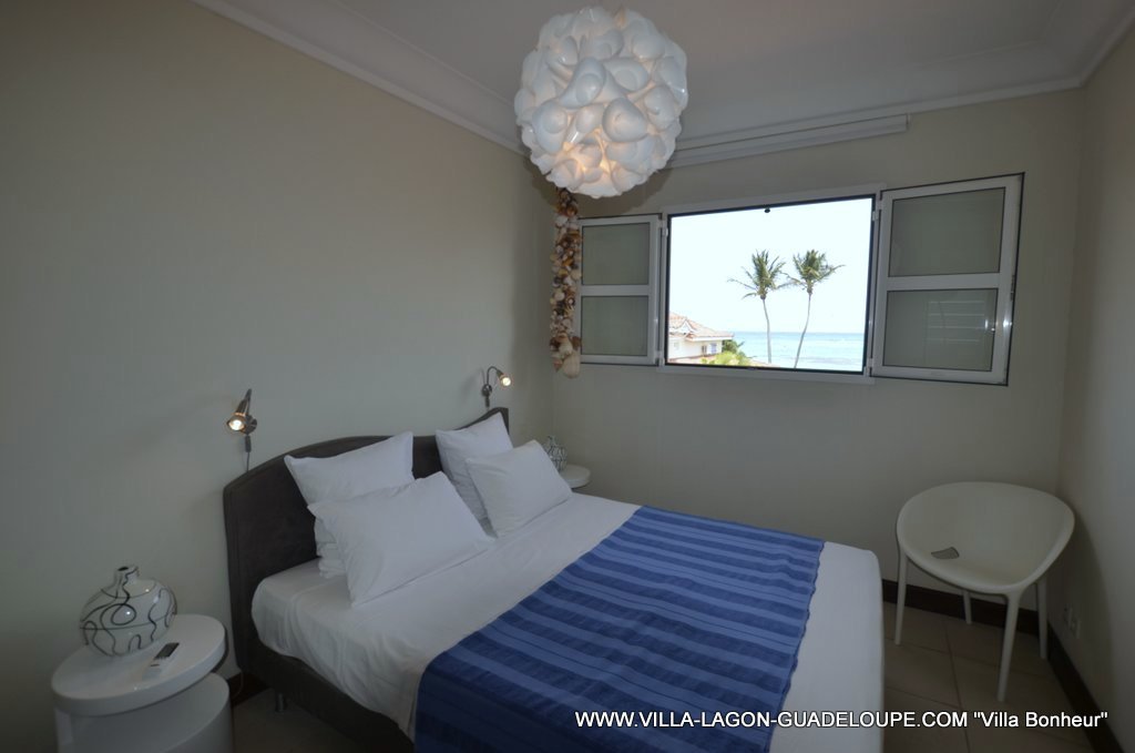 chambre cotè lagon guadeloupe