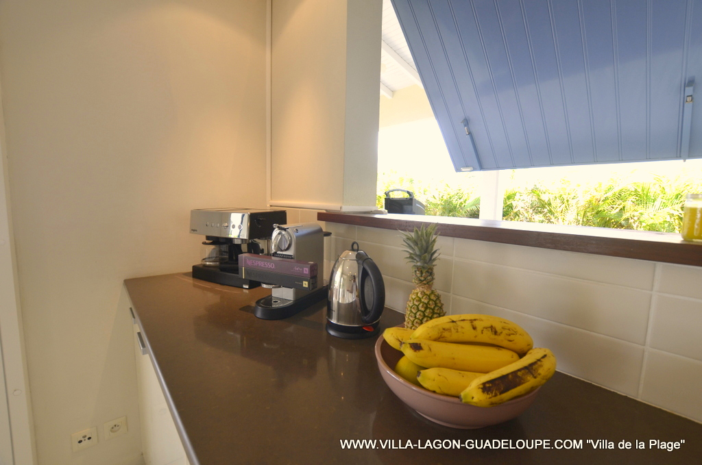 cuisine villa luxe Guadeloupe bord lagon