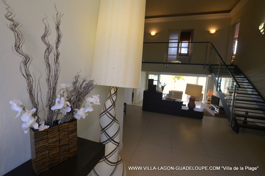 Hall d'entrée de la villa de la plage en Guadeloupe