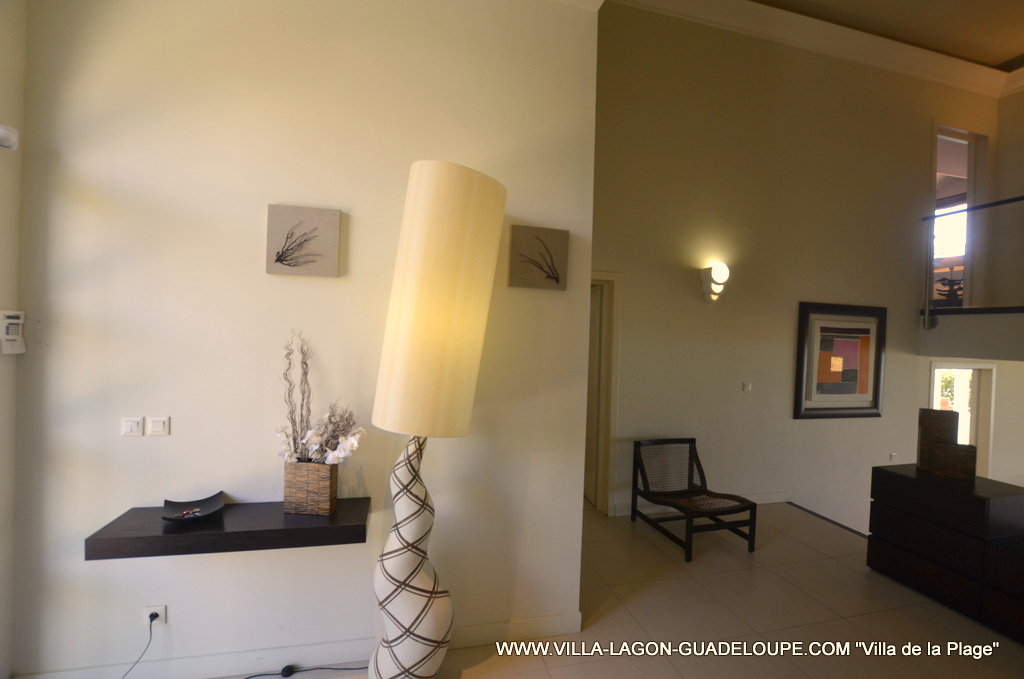 Hall d'entrée de la villa de la plage en Guadeloupe