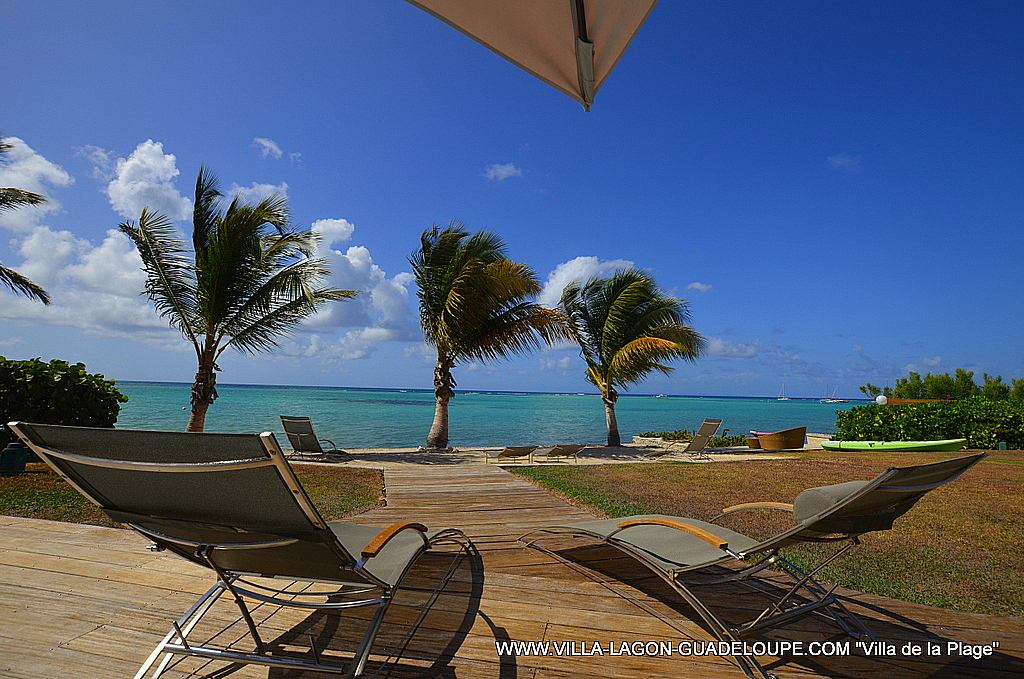 Terrasse et Lagon de la villa en Guadeloupe