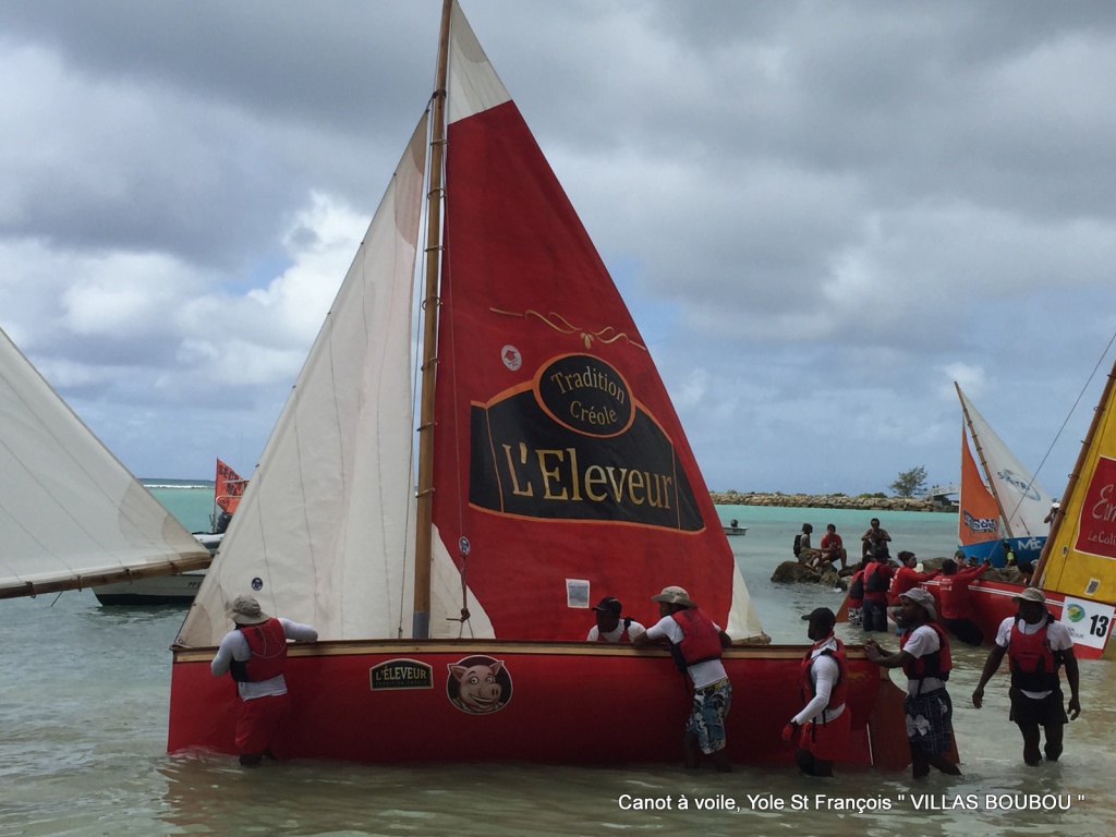 Canot traditionnel Guadeloupe