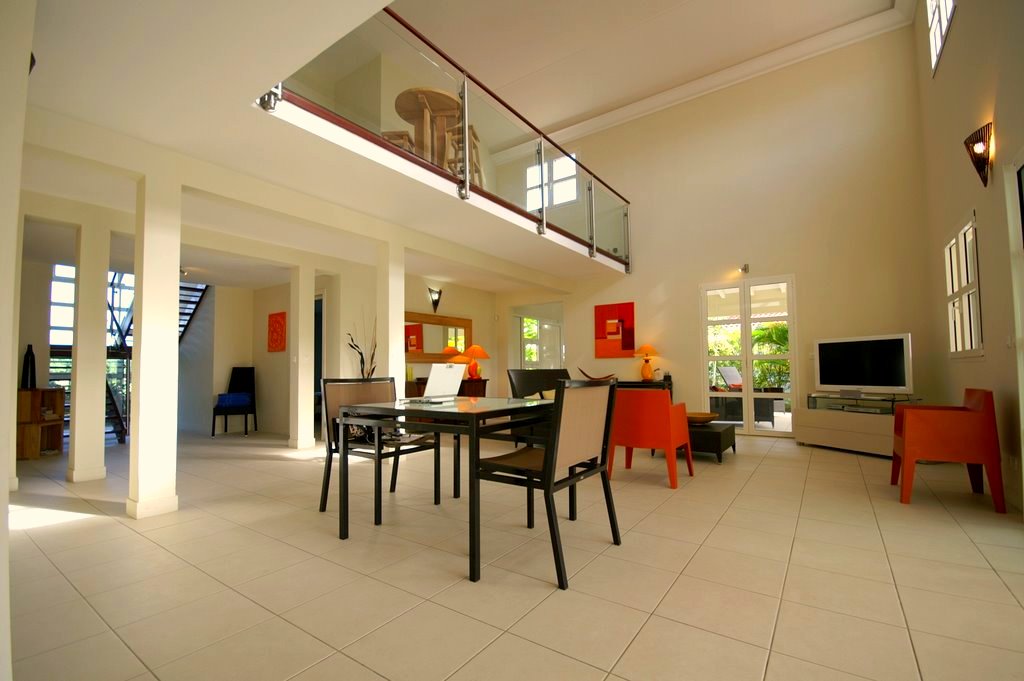le séjour de la villa de luxe guadeloupe